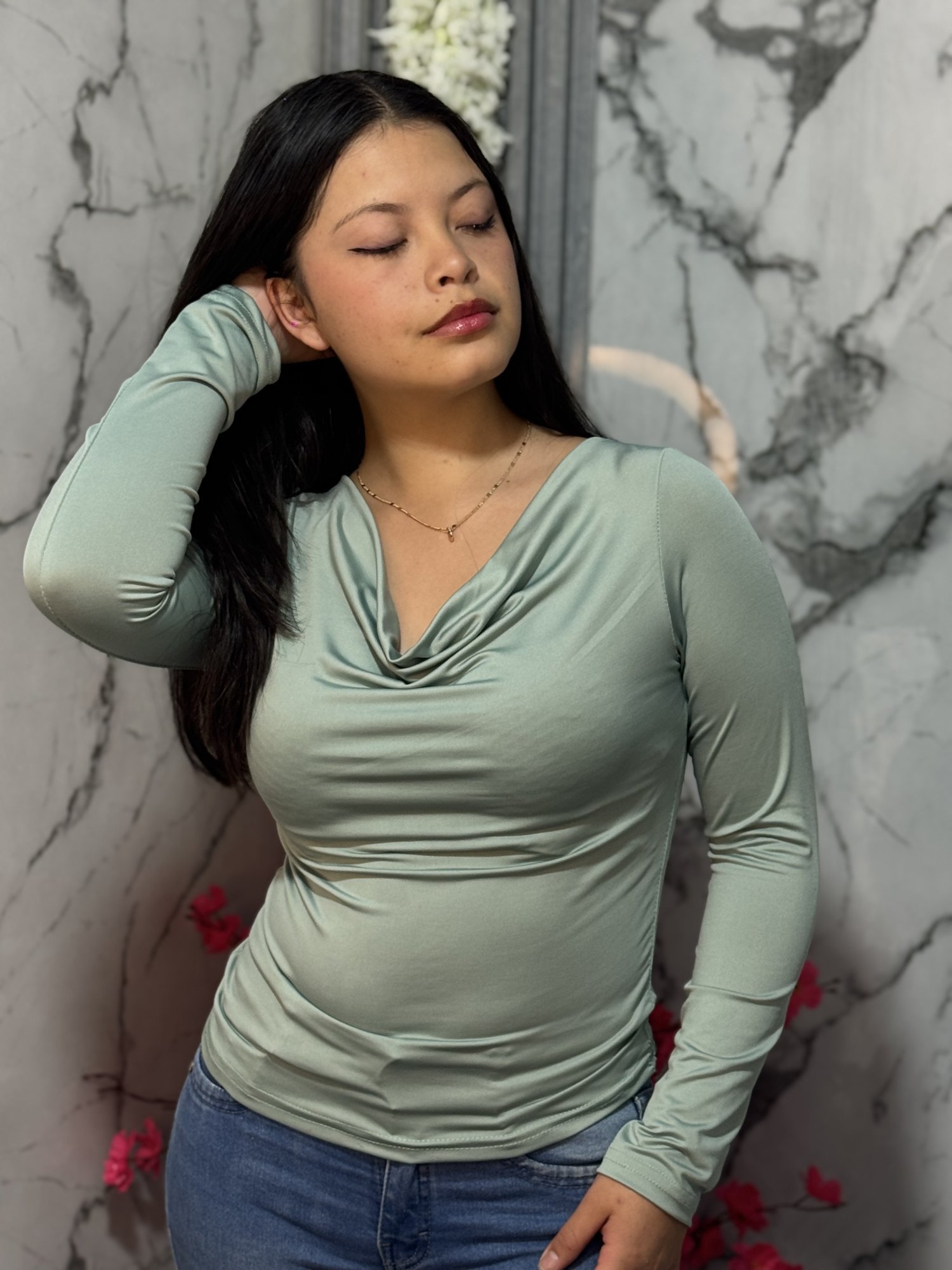 Blusas Pecho caído manga larga